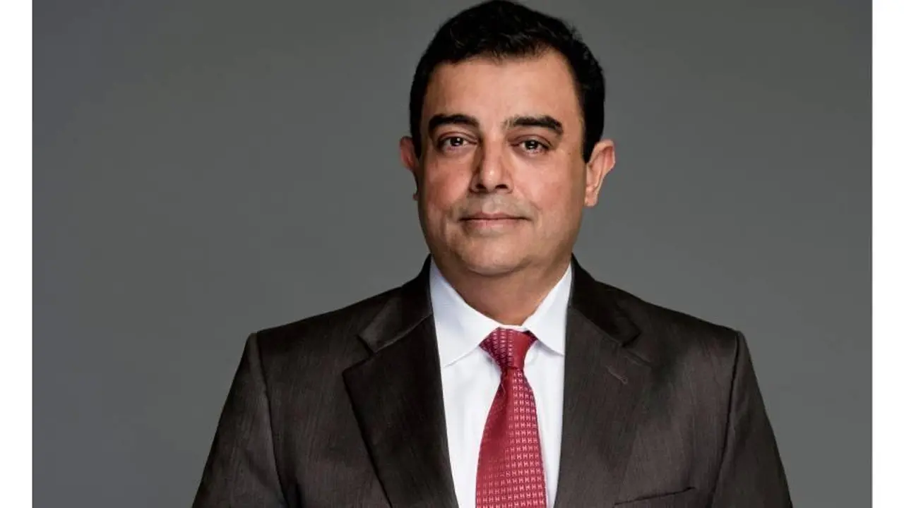 مساهمة بقيمة 15 مليوناً من سمانا للتطوير العقاري لدعم مبادرة حدّ الحياة الجديده